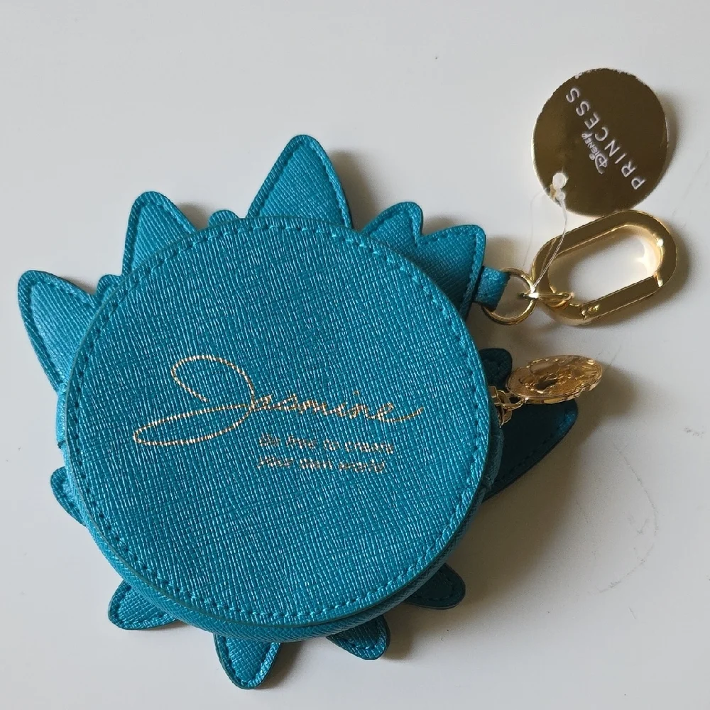 Bath & Body Works Disney Jasmine Teal and Gold Princess Pouch.‎